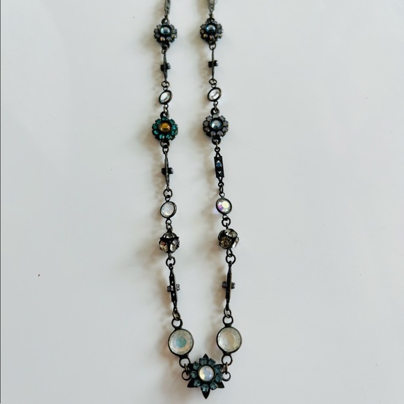Sorelli Crystal Necklace - Picture 2 of 3